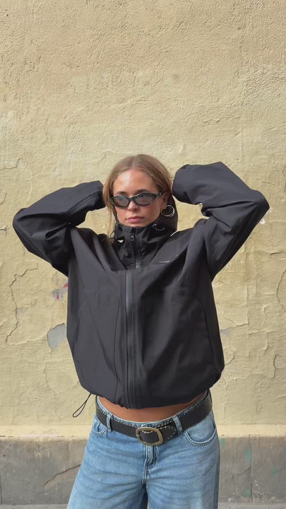 Veste mouillée : l’imprimé guépard apparaît